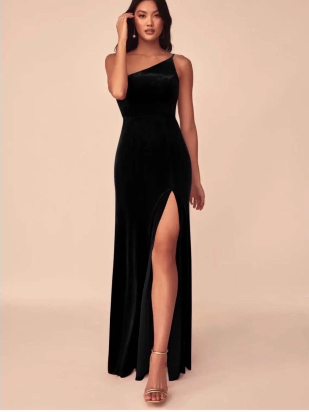 NWT Azazie Black One-Shoulder Velvet Gown with Thigh Slit